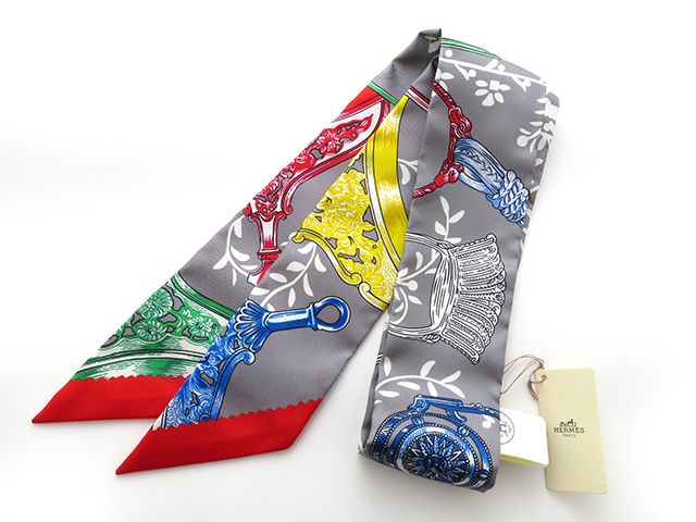 hermes 063502s scarf side view