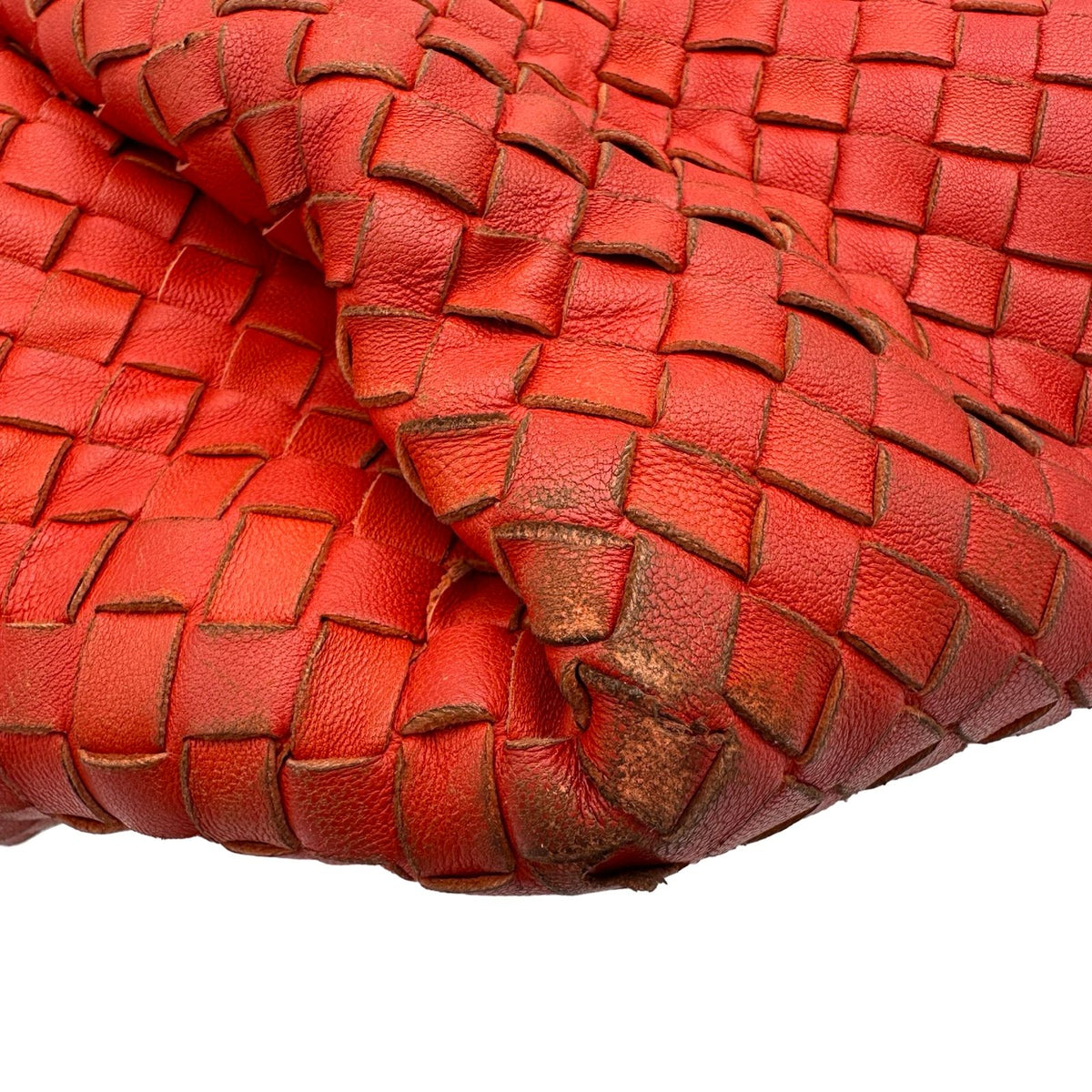 bottega veneta handbag markings and labels