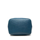 louis vuitton m44005 shoulder bag rear view