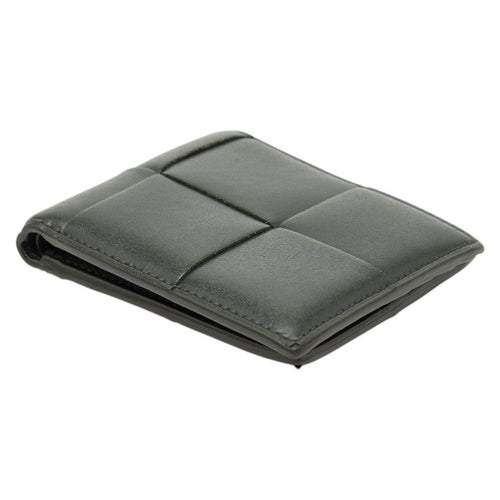 bottega veneta wallet side view