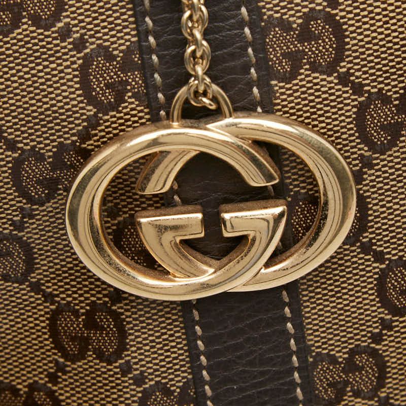 gucci handbag functional details