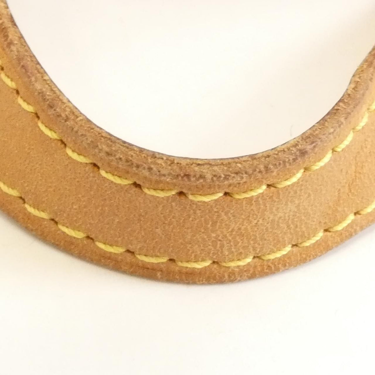 louis vuitton m91993 handbag condition details