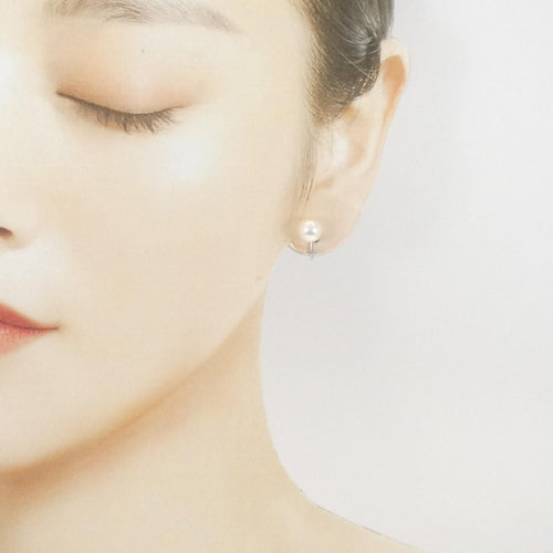 earrings side view