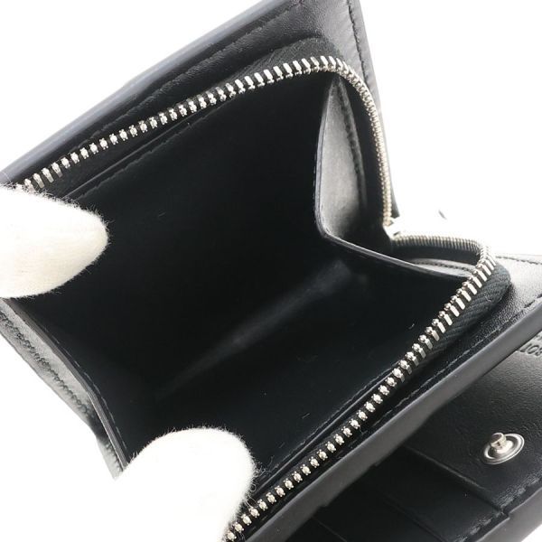 bottega veneta wallet side view