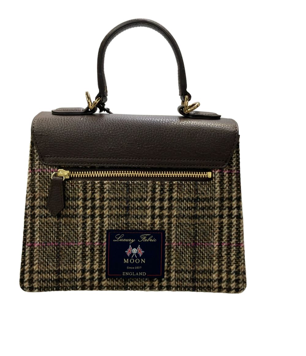 Samantha Thavasa Handbag