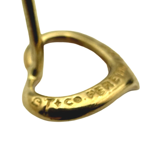 earrings interior details
