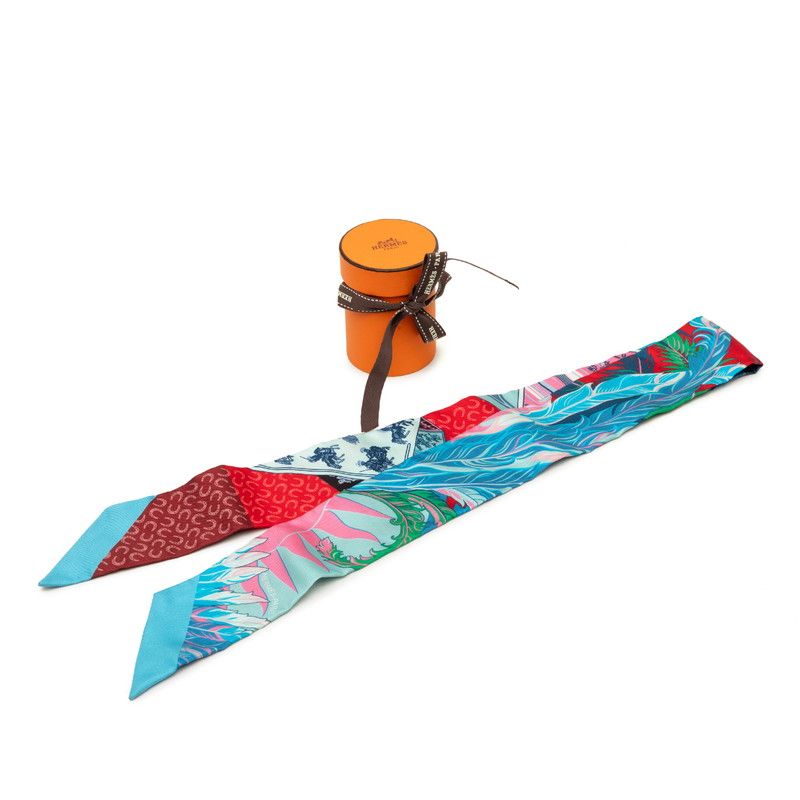 hermes scarf accessories included