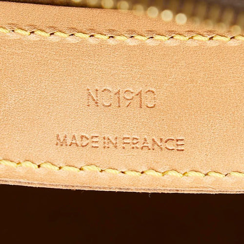 louis vuitton m51116 shoulder bag markings and labels