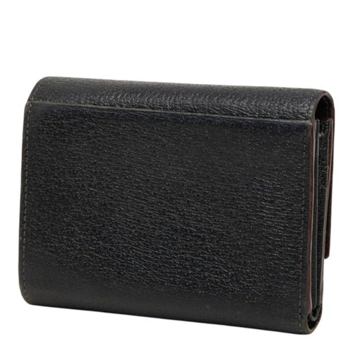 wallet front view