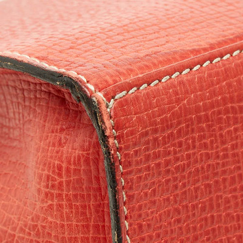loewe shoulder bag interior details