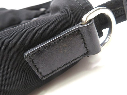 prada tote bag interior details