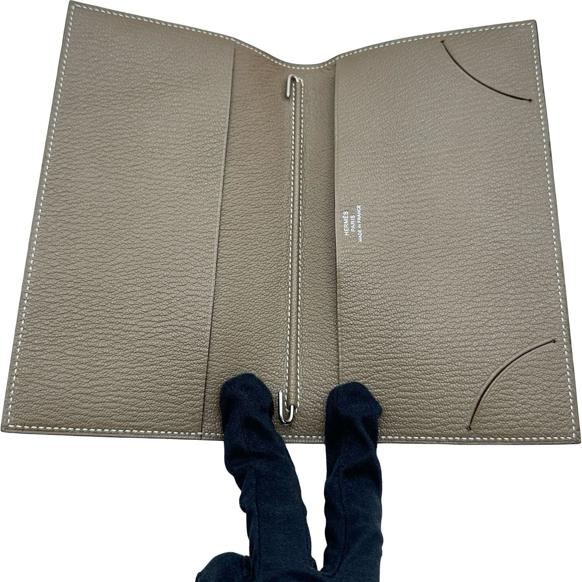hermes notebook cover condition details