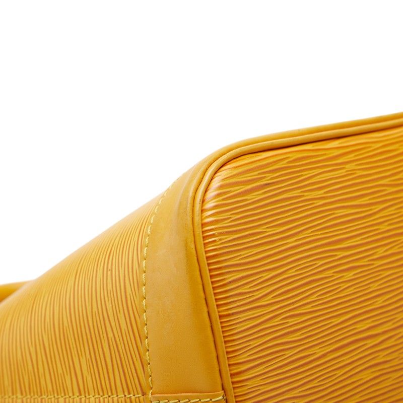 louis vuitton m52149 handbag interior details