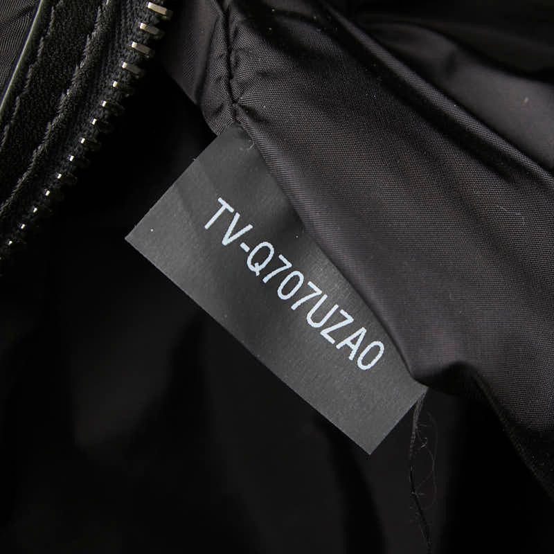 valentino tote bag markings and labels
