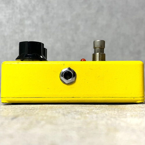 guitar effector side view
