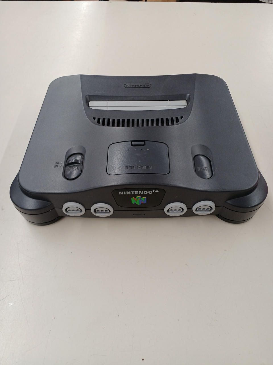nintendo nus-001 video game console front view
