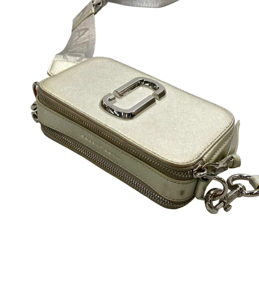 marc jacobs shoulder bag markings and labels