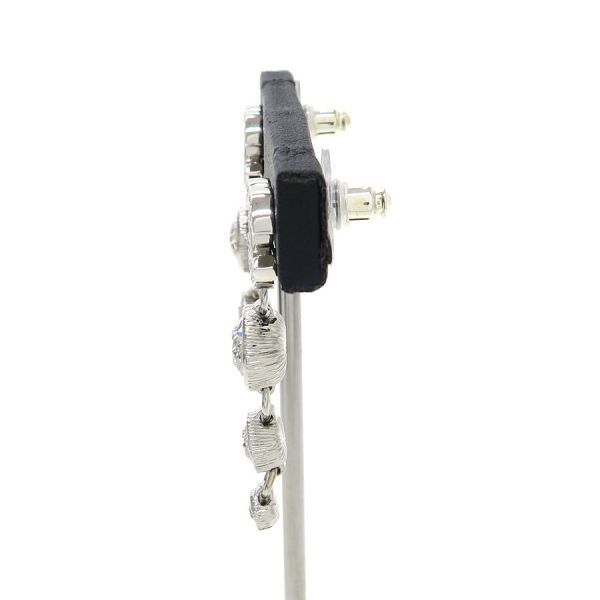 chanel b24v earrings front view