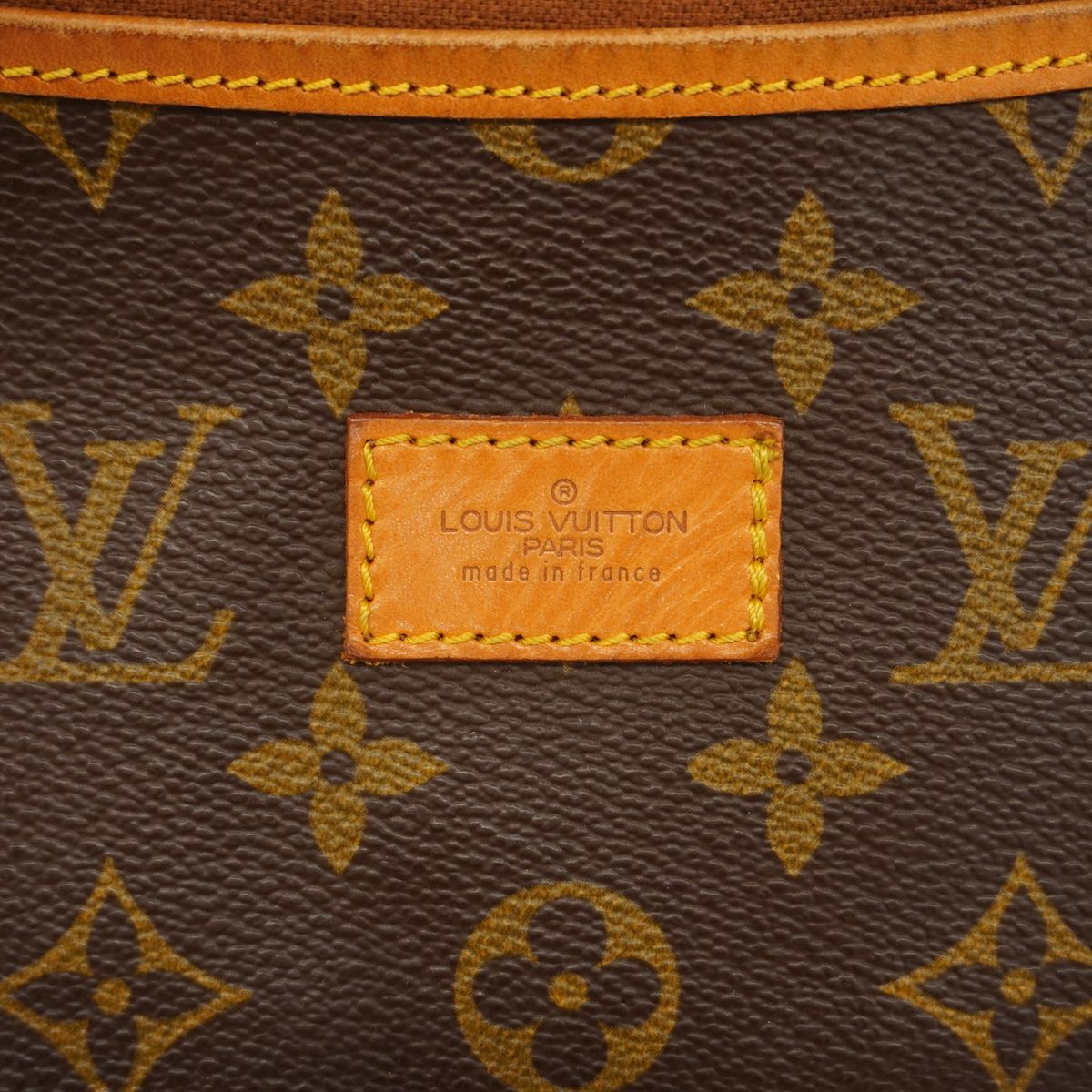louis vuitton m42254 shoulder bag accessories included