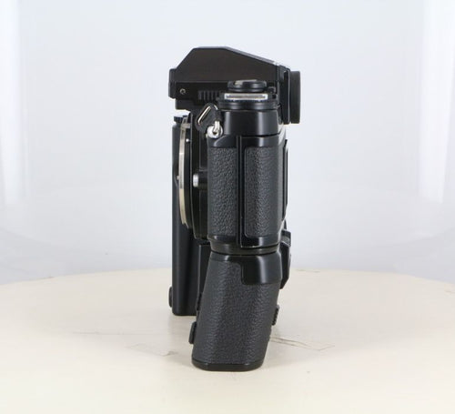 nikon md-4 camera rear view