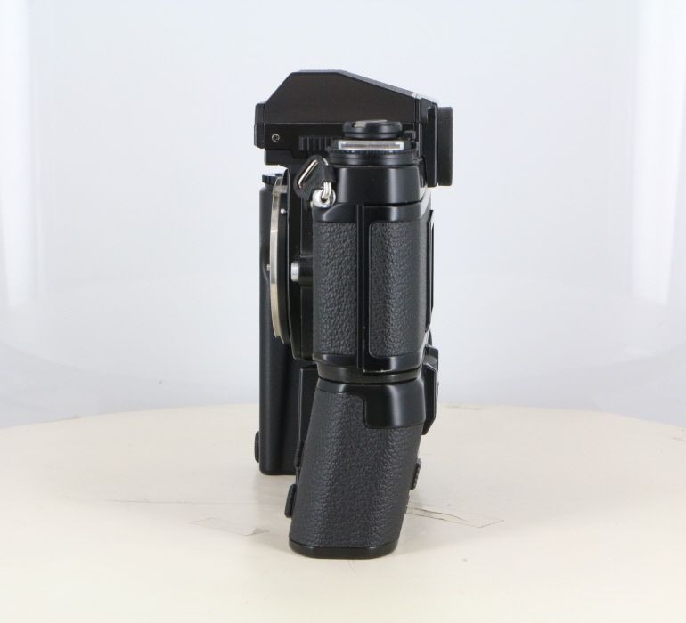 nikon md-4 camera rear view