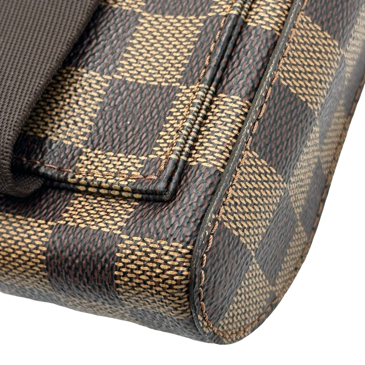 louis vuitton n51994 shoulder bag markings and labels