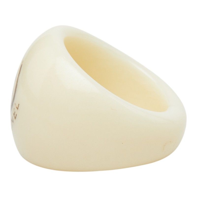 chanel ring rear view