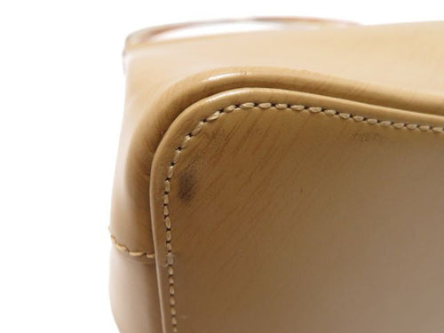 cartier beige shoulder bag markings and labels