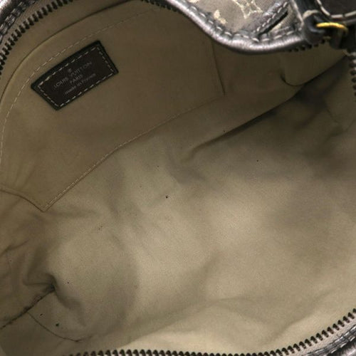 louis vuitton m95620 shoulder bag rear view