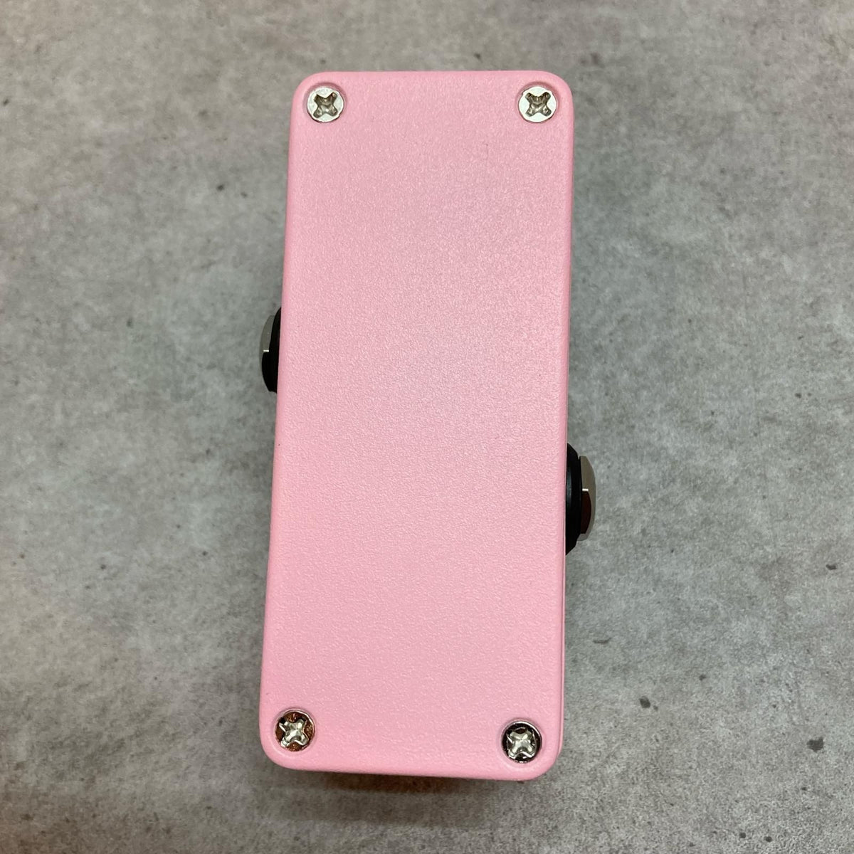 guitar effector front view