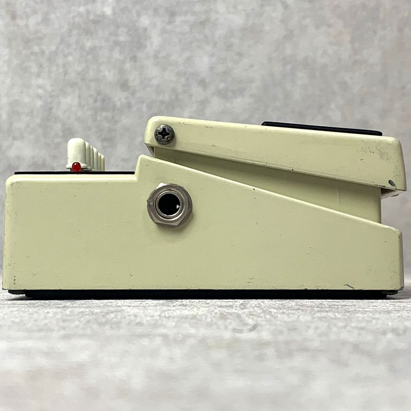 boss ge-6-graphic equalizer aca japan guitar effector side view