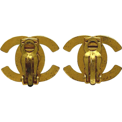 chanel earrings front view