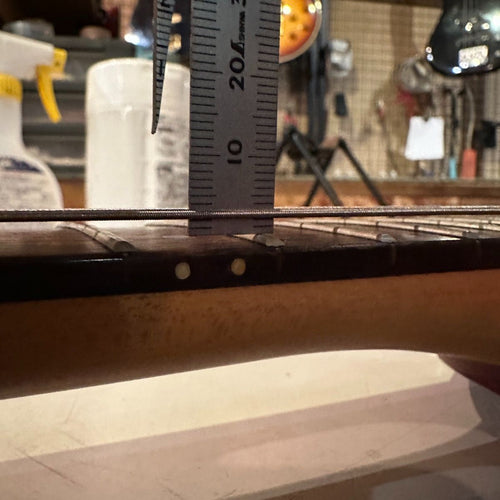 aria electric guitar functional details