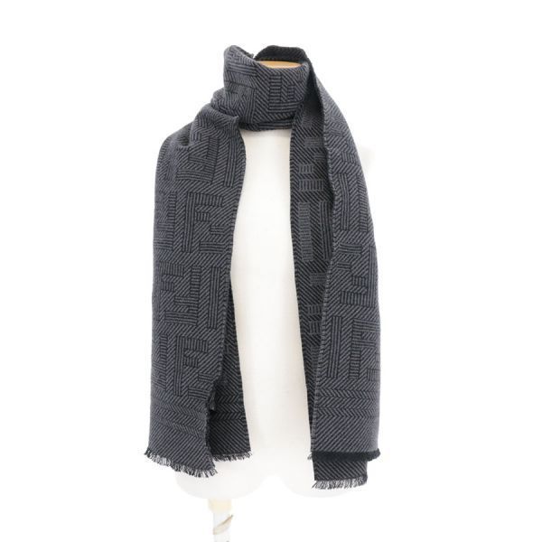 fendi fxs124 scarf interior details