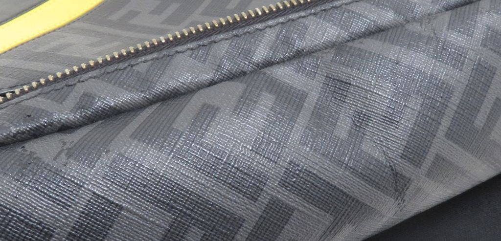 fendi 7va434 shoulder bag interior details