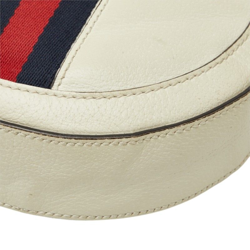 gucci shoulder bag side view