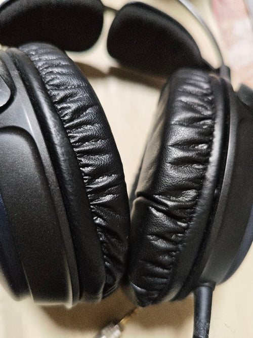 audio-technica ath-a900 headphones accessories included