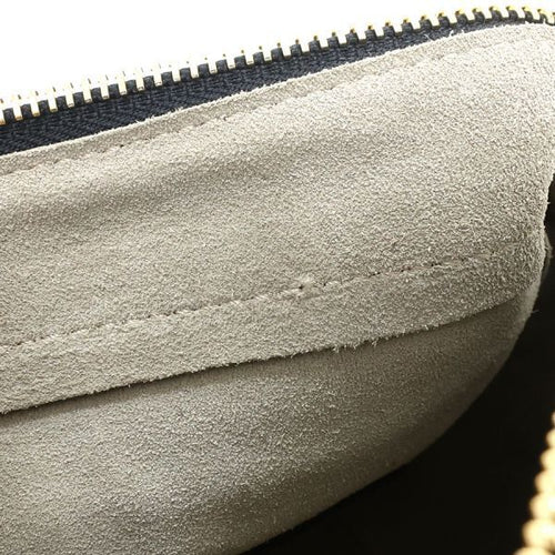 shoulder bag interior details
