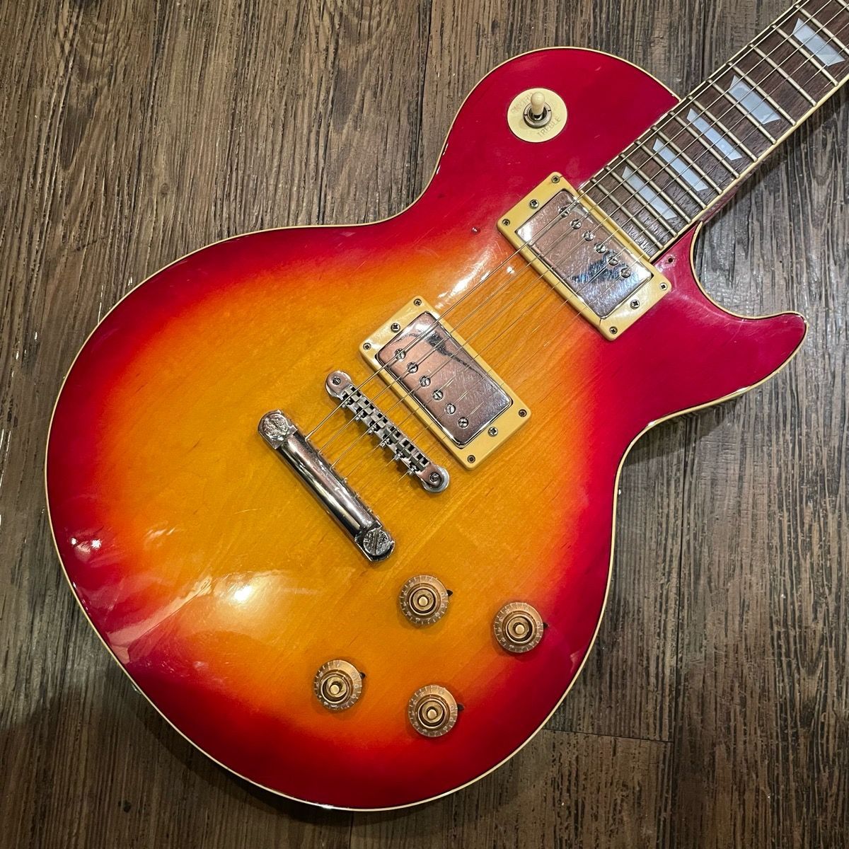 Yamaha SL-400S Electric Guitar