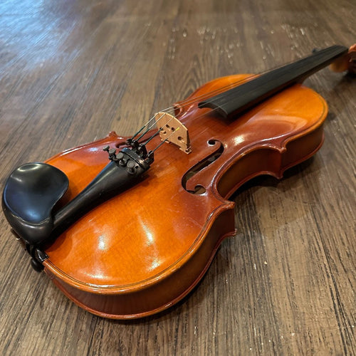 suzuki no.280 string instrument front view
