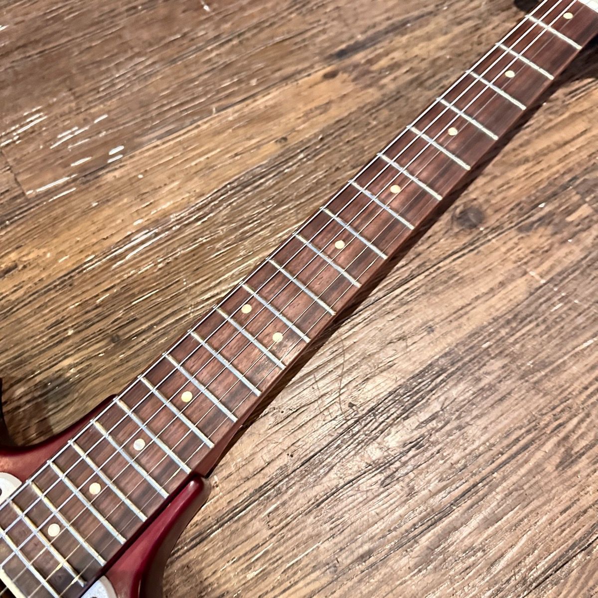 yamaha sg-30 electric guitar accessories included