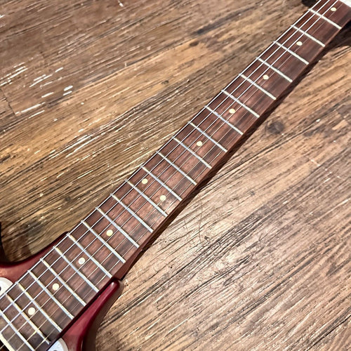 yamaha sg-30 electric guitar accessories included