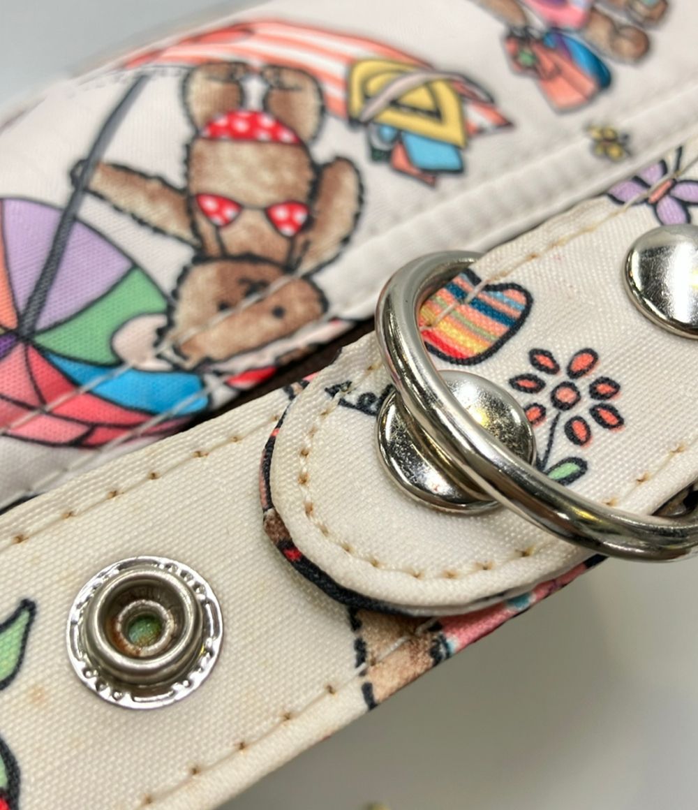 lesportsac beige pouch / clutch markings and labels