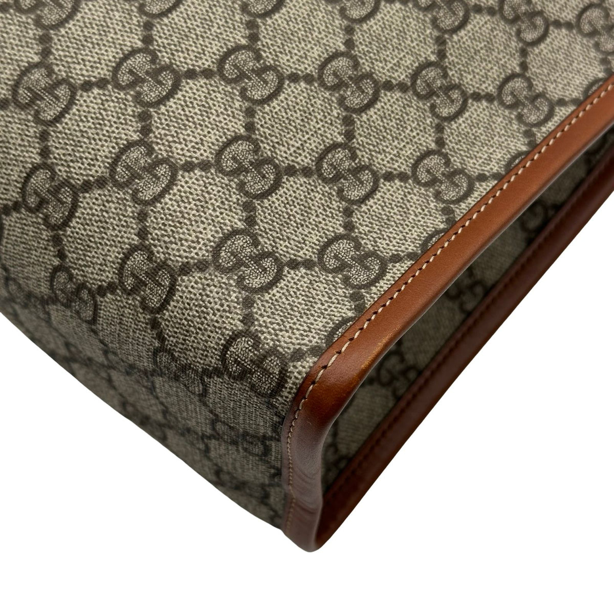 gucci tote bag interior details