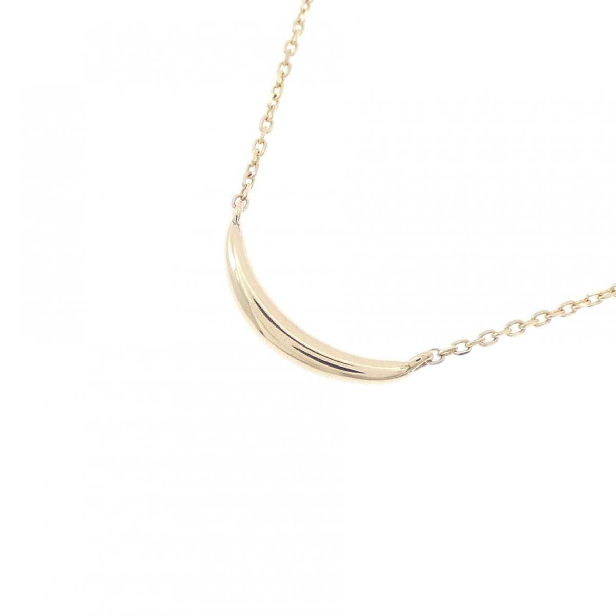 ete necklace rear view