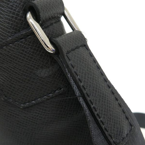 louis vuitton m32712 shoulder bag interior details