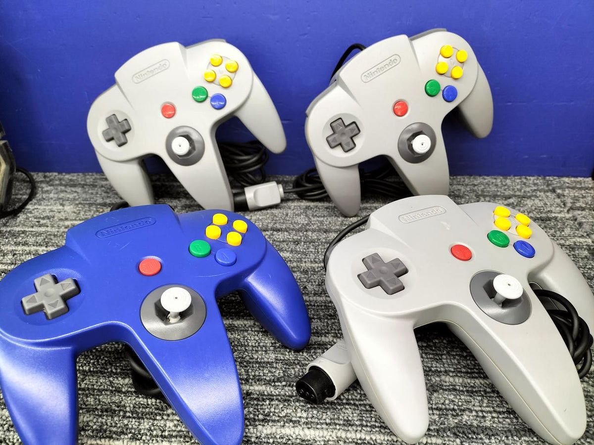nintendo nus-001 video game console markings and labels