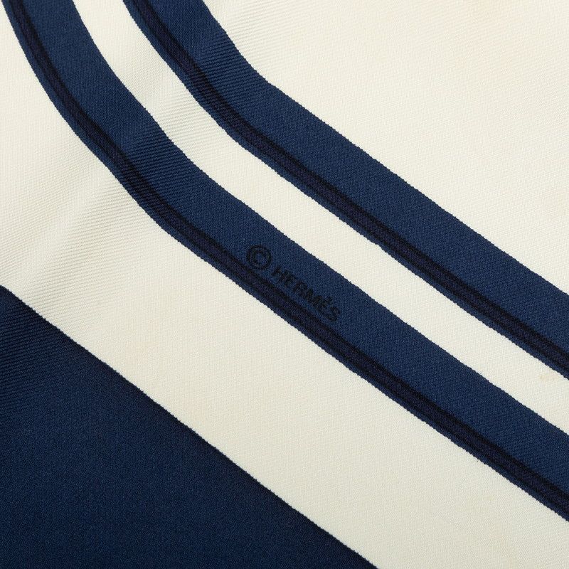 hermes scarf condition details
