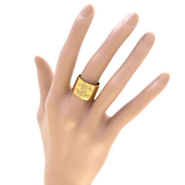 chanel ring markings and labels