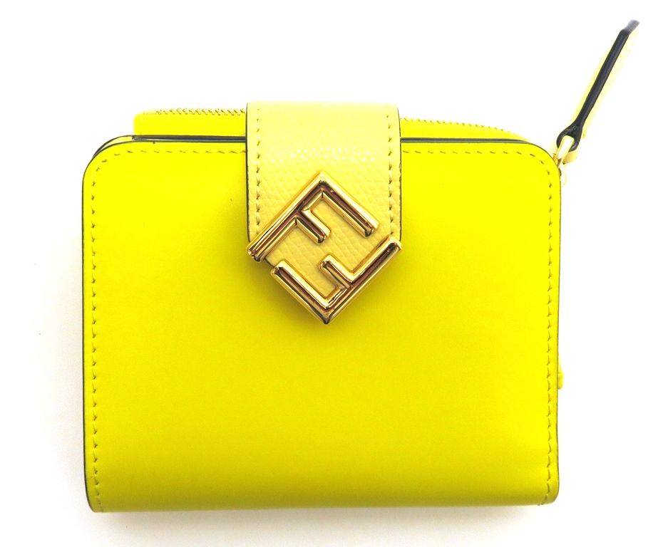 fendi 8m0490 wallet functional details